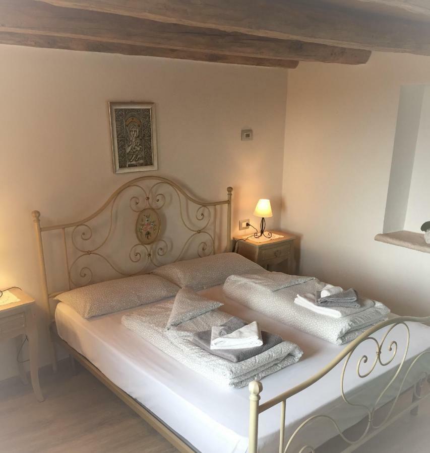 Apartamento La Casa Nel Bosco Malcesine Exterior foto
