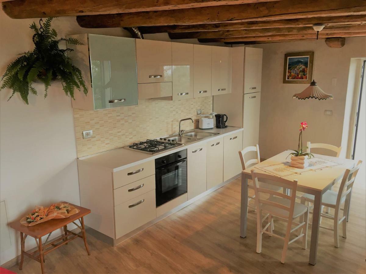 Apartamento La Casa Nel Bosco Malcesine Exterior foto