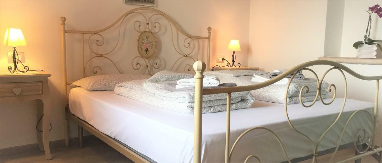 Apartamento La Casa Nel Bosco Malcesine Exterior foto