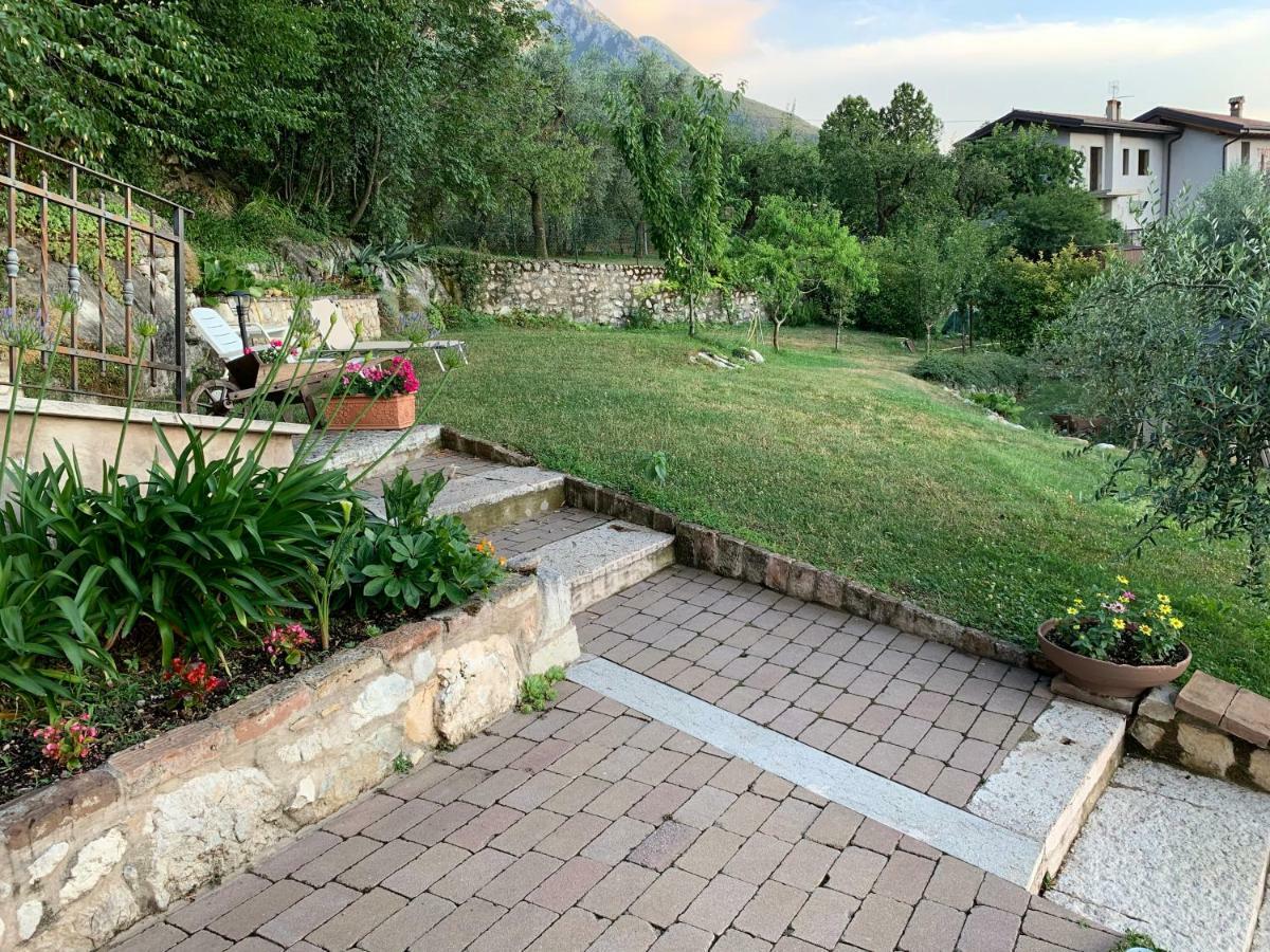 Apartamento La Casa Nel Bosco Malcesine Exterior foto