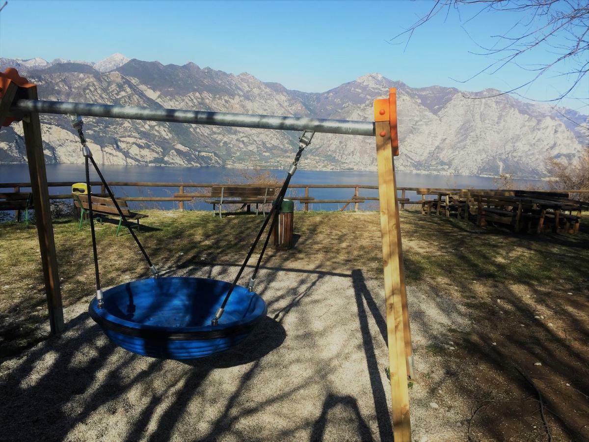 Apartamento La Casa Nel Bosco Malcesine Exterior foto